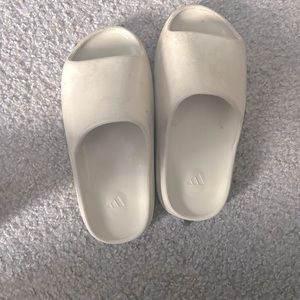 Yeezy slide Bone 2022 NO BOX Size men 9